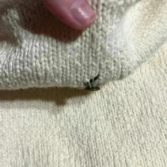 VTG Women SM Cream Knit Sweater Hand Embroidered Yarn and Button Tree Design - Picture 12 of 12